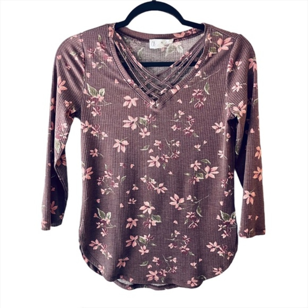 Floral Thermal 3/4 sleeve Top V-Neck purple and pink Sz XS